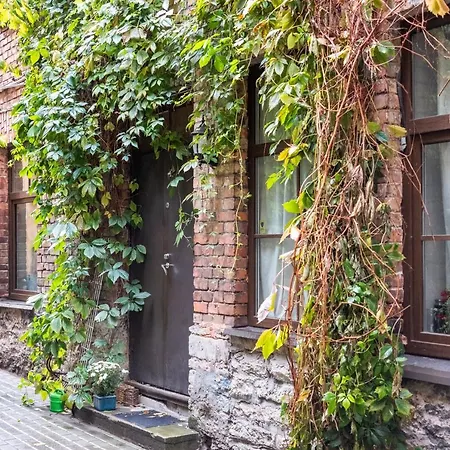 Dream - Bright 2-bedroom 2-floor Old Town Apartamento