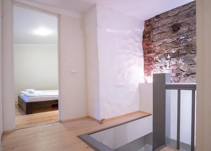 Apartamento Dream - Bright 2-bedroom 2-floor Old Town *