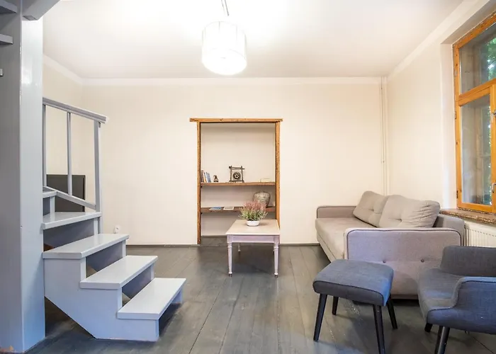 Dream - Bright 2-bedroom 2-floor Old Town Apartamento