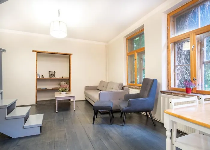 Dream - Bright 2-bedroom 2-floor Old Town Apartman *